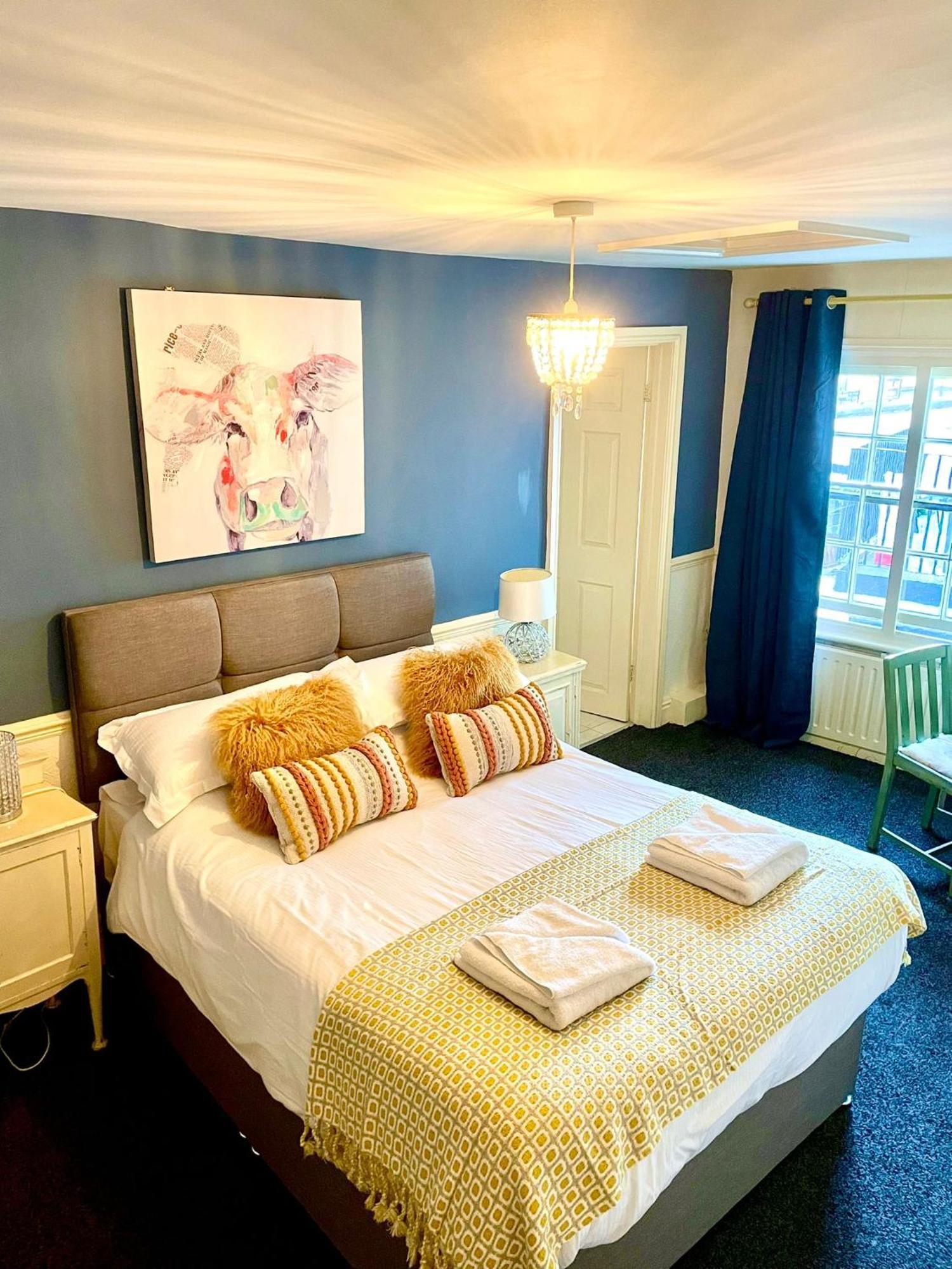 Отель The White Hart Whitchurch  Номер фото
