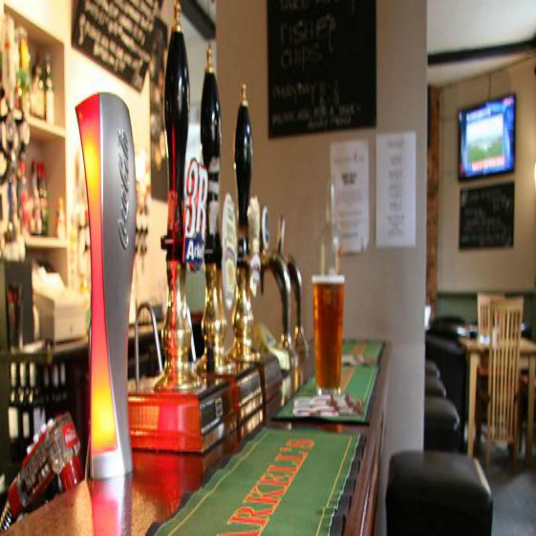 Отель The White Hart Whitchurch  Экстерьер фото